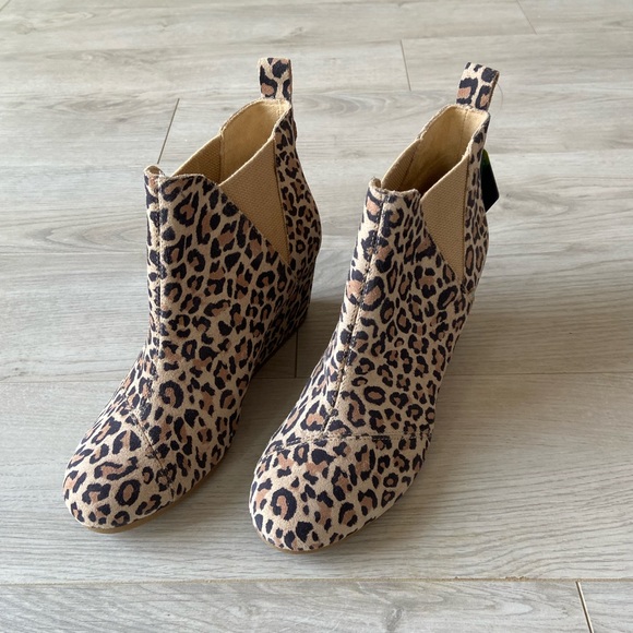 Toms Cheetah Print Kelsey Wedge Bootie - Picture 2 of 5